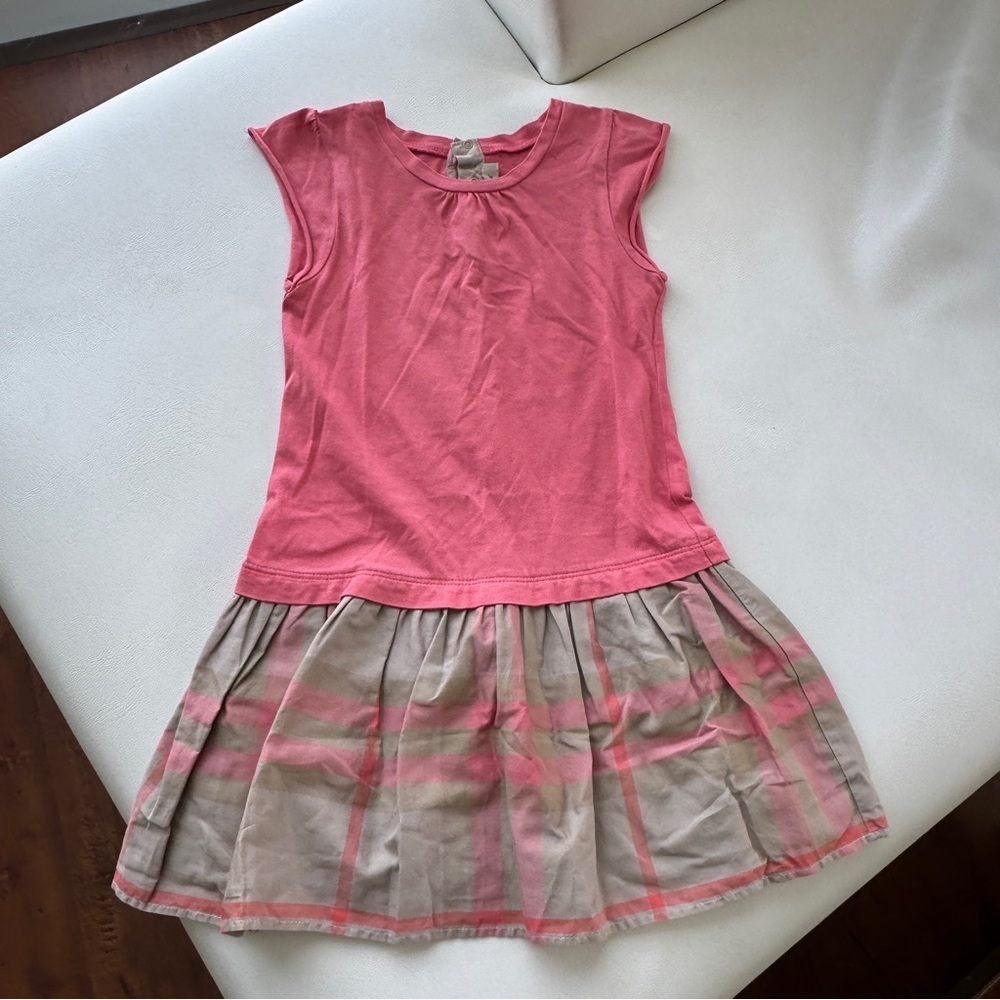 Dress shorts sleeves 3T Burberry pink